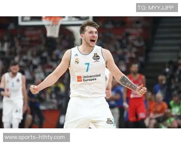 芬奇称赞戈贝尔防守能力极强认为他是联盟顶尖防守球员之一 芬奇称赞戈贝尔防守能力极强认为他是联盟顶尖防守球员之一