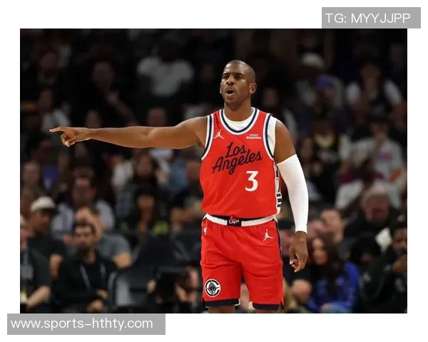 克里斯保罗或将被猛龙裁掉或买断外界普遍关注其未来动向