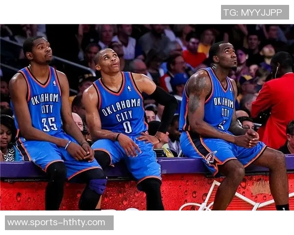 俄城三少威少杜兰特哈登成NBA得分榜前三名引发热议